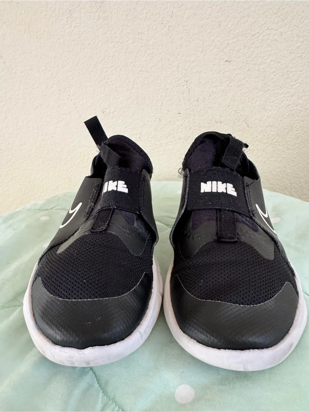Nike Flex Runner 2 little kids size 13